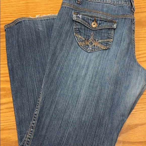 size 17 juniors jeans